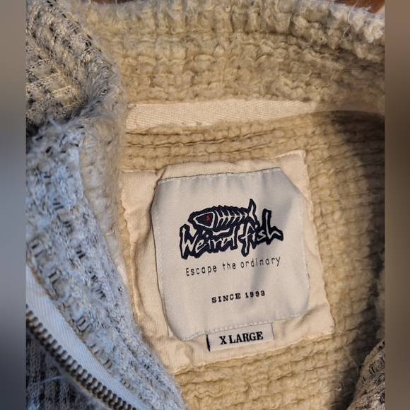 Weird Fish sweater - Picture 2 of 4